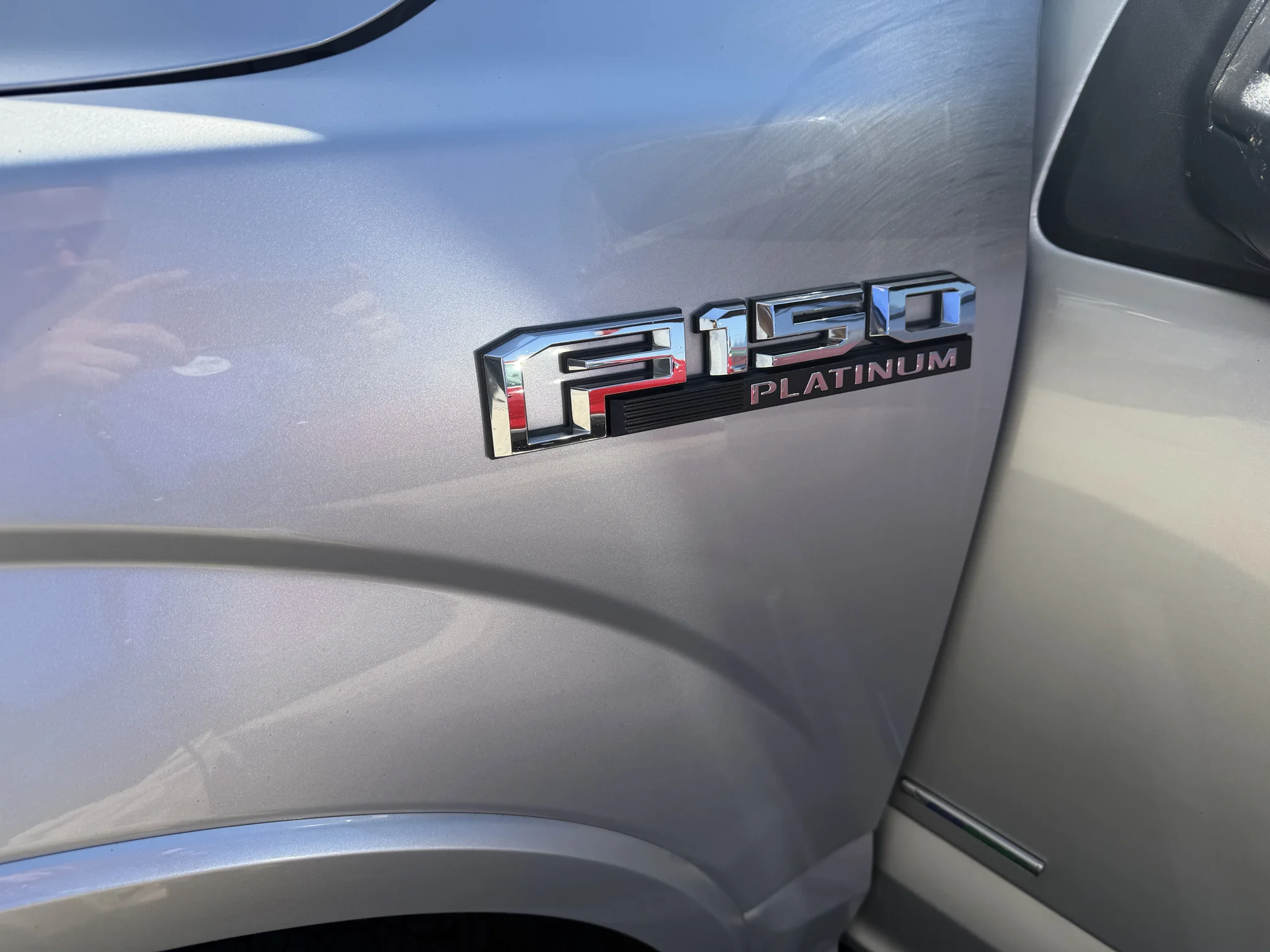 Used 2016  Ford XLT image 2