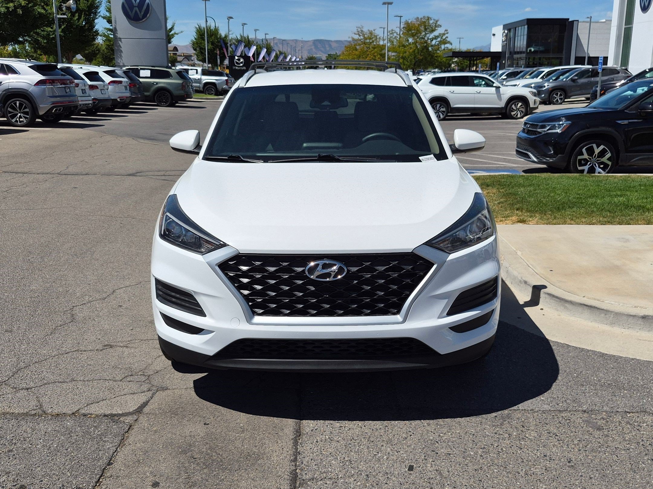 Used 2021 Winter White Hyundai Value image 16