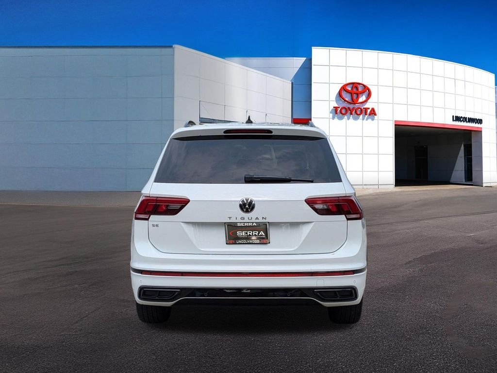 Used 2022 White Volkswagen 2.0T SE R-Line Black image 12