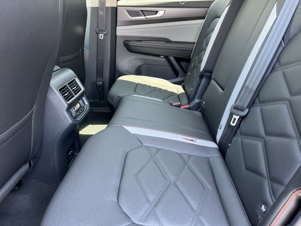 New 2026 Black Volkswagen 2.0T Peak Edition image 18