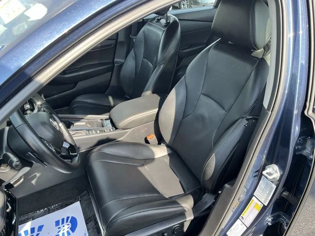 Used 2023 Blue Honda EX-L image 15