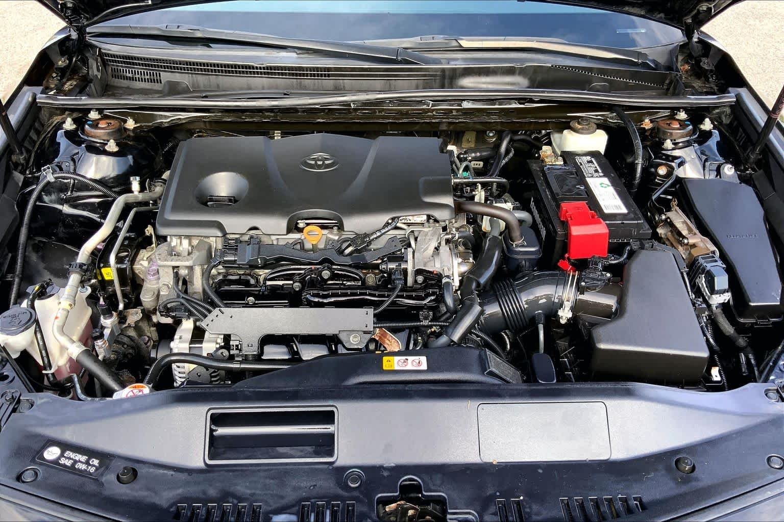 Used 2019 Midnight Black Metallic Toyota SE image 31