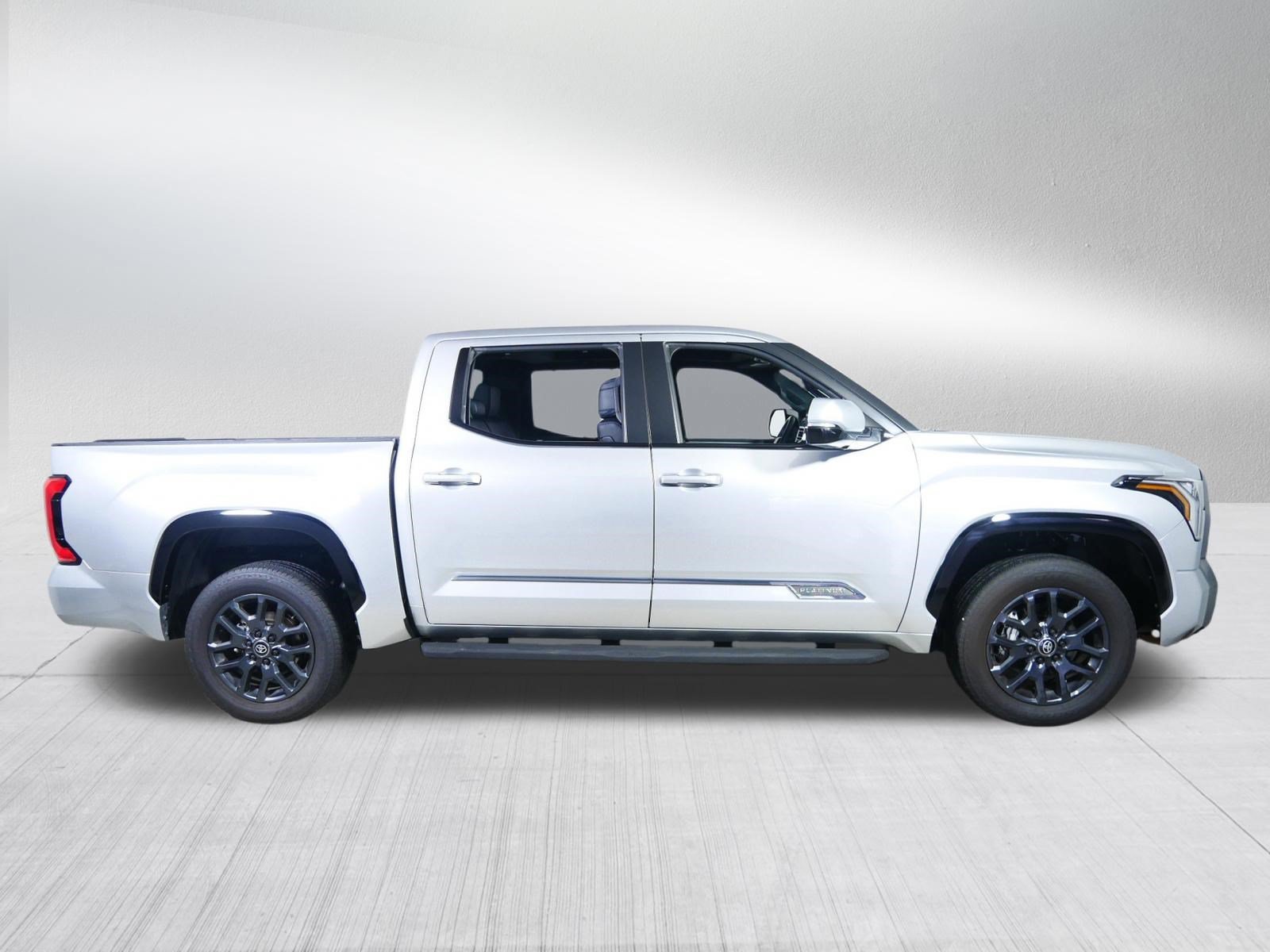 2025 Toyota Tundra Platinum - Photo 8