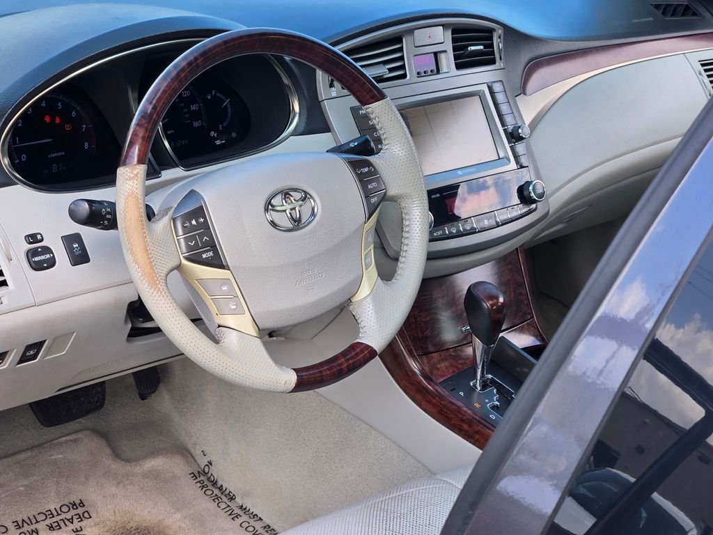 2012 Toyota Avalon Limited - Photo 28
