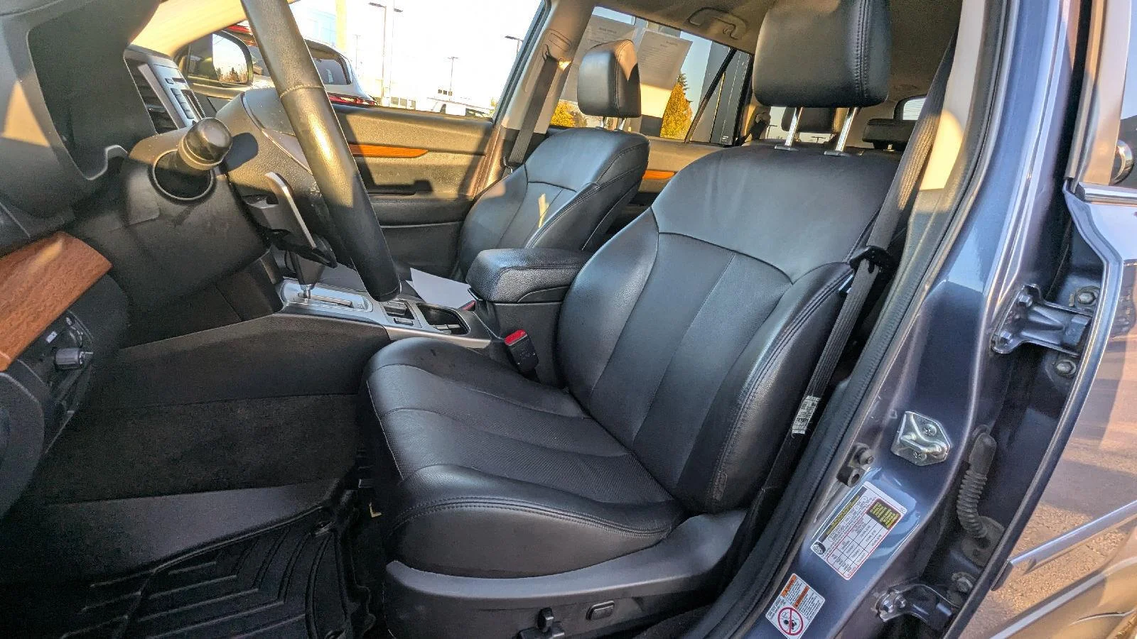 Used 2014 Twilight Blue Metallic Subaru 2.5i Limited image 17