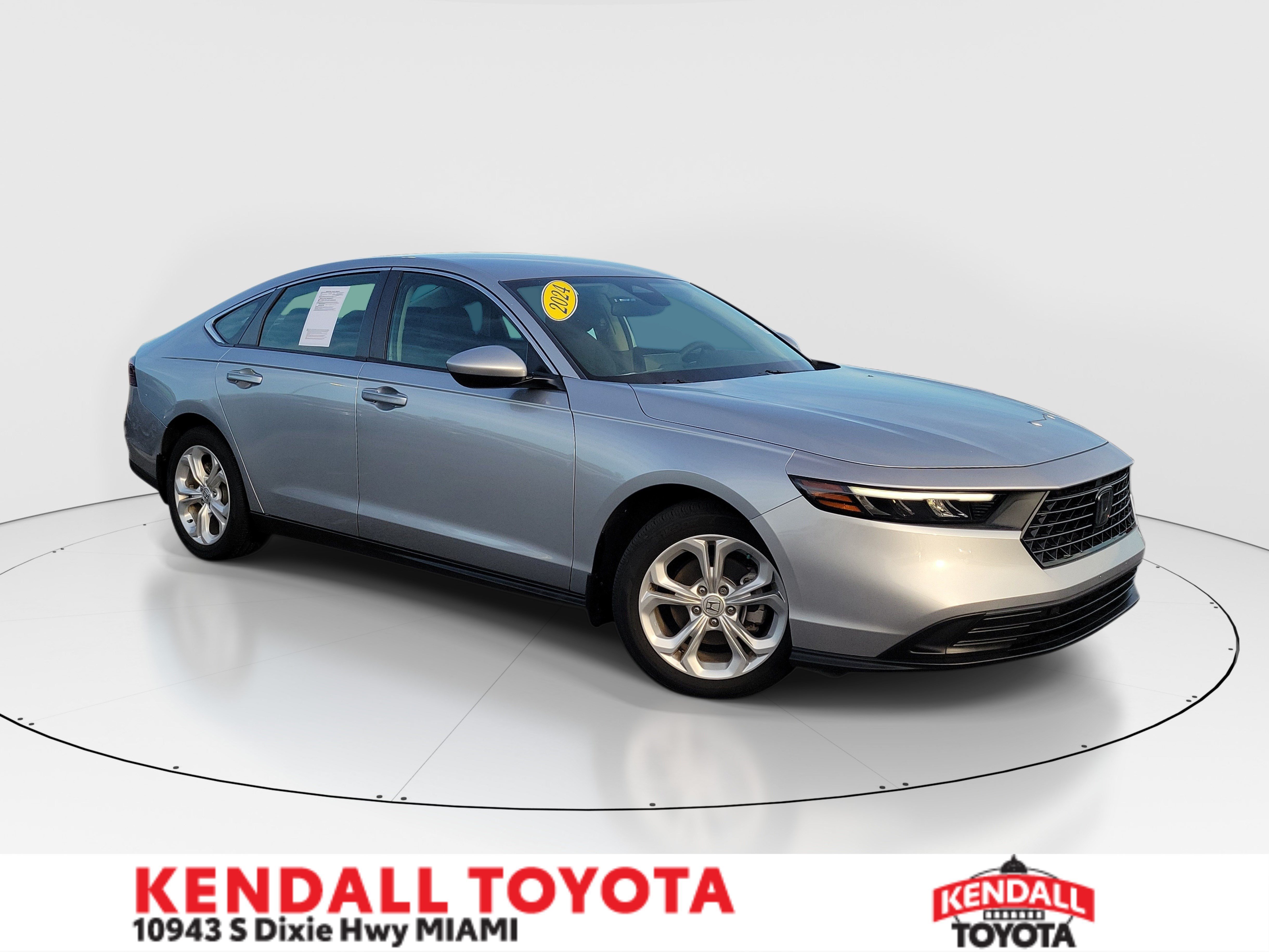 Used 2024 Silver Honda LX image 1