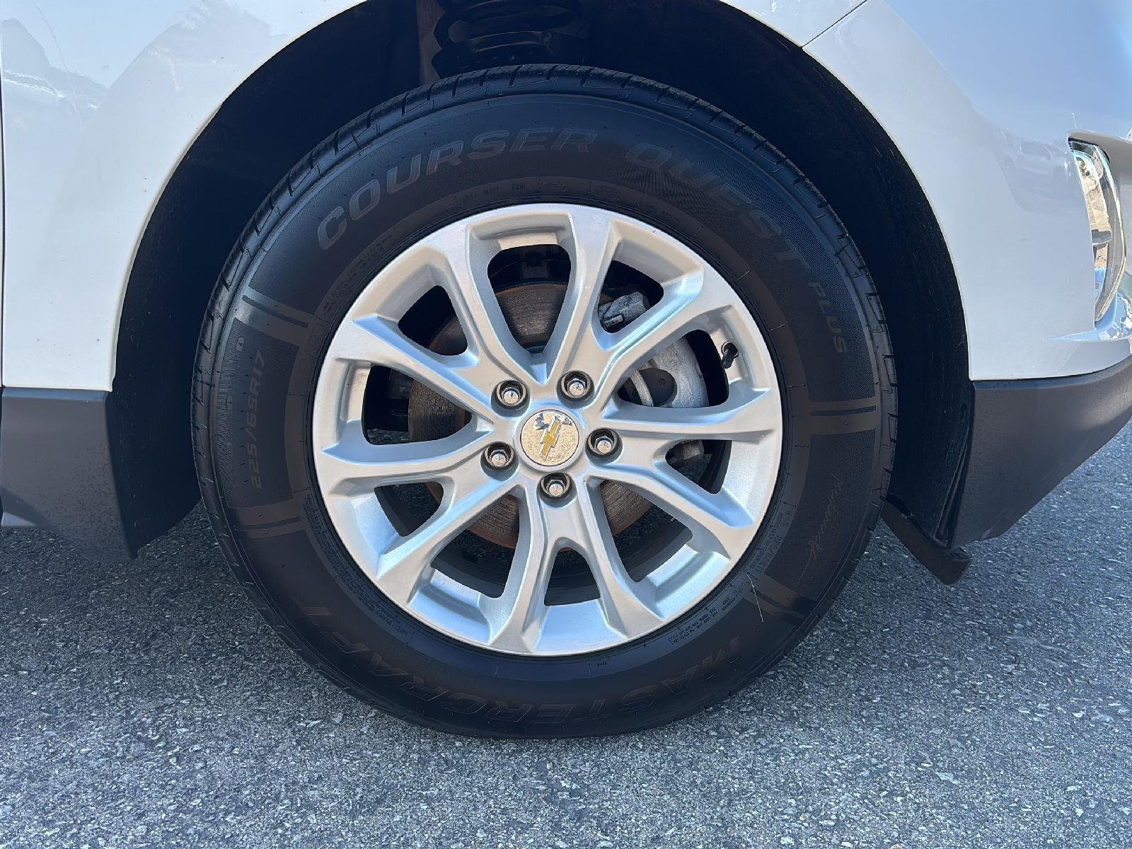 Used 2021 Summit White Chevrolet LS image 9