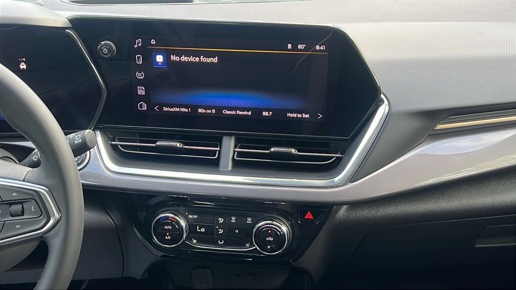 2025 Chevrolet Trax Activ - Photo 14