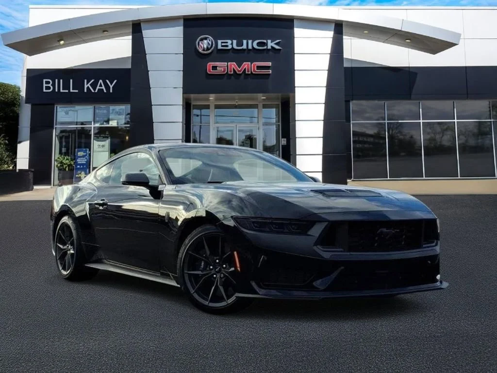 2025 Ford Mustang Dark Horse's photo
