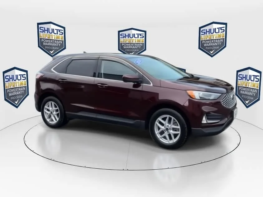 Used 2024 Burgundy Velvet Metallic Tinted Clearcoat Ford SEL image 4
