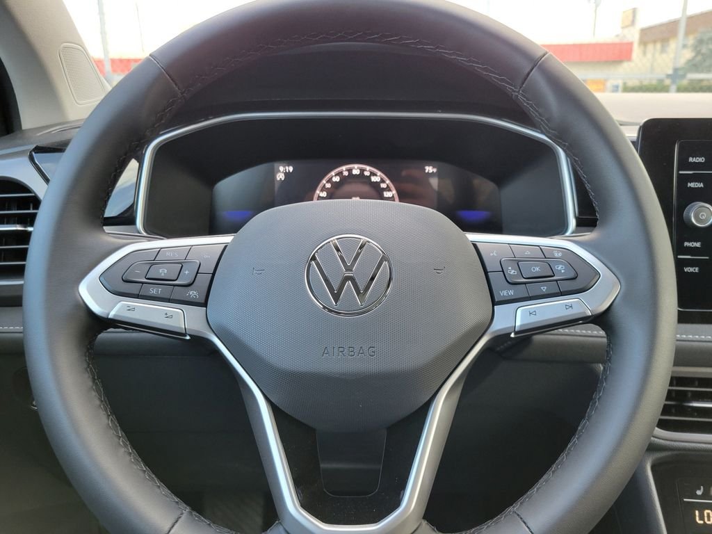 New 2026 Black Volkswagen 1.5T SE Black image 14