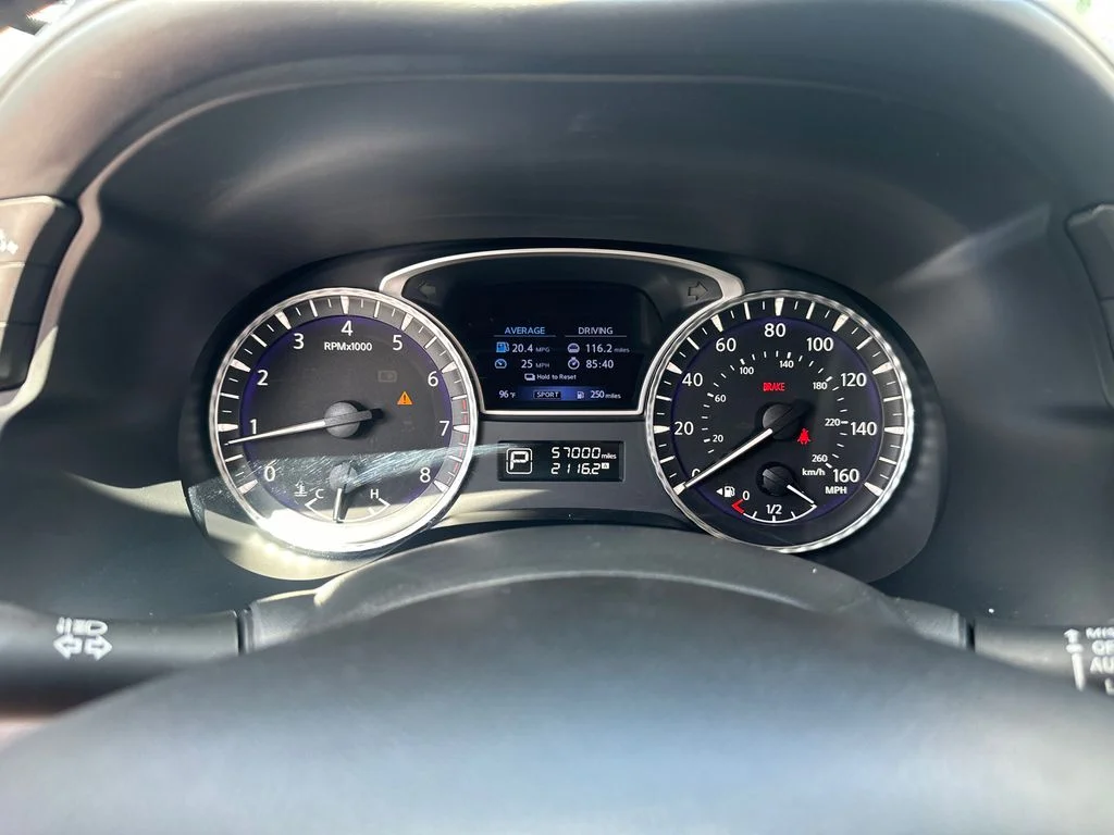 Used 2020 Black INFINITI LUXE image 23