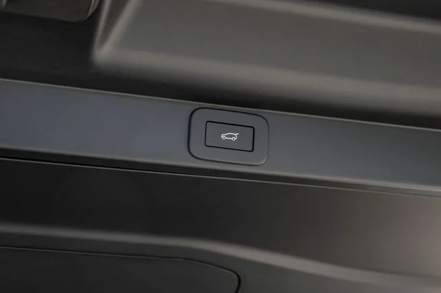 2026 Land Rover Range Rover SE - Photo 67