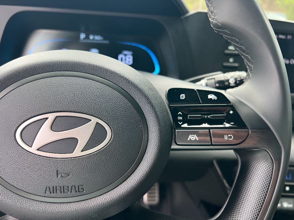 2025 Hyundai Elantra SEL - Photo 23