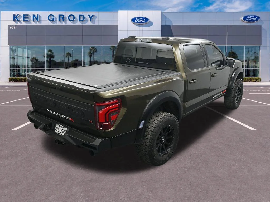 Used 2025 Green Ford Raptor image 14