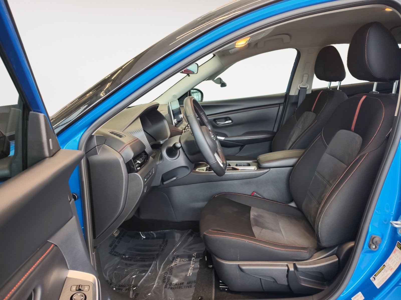 Certified Used 2024 Electric Blue Metallic/Super Black Nissan SR image 24