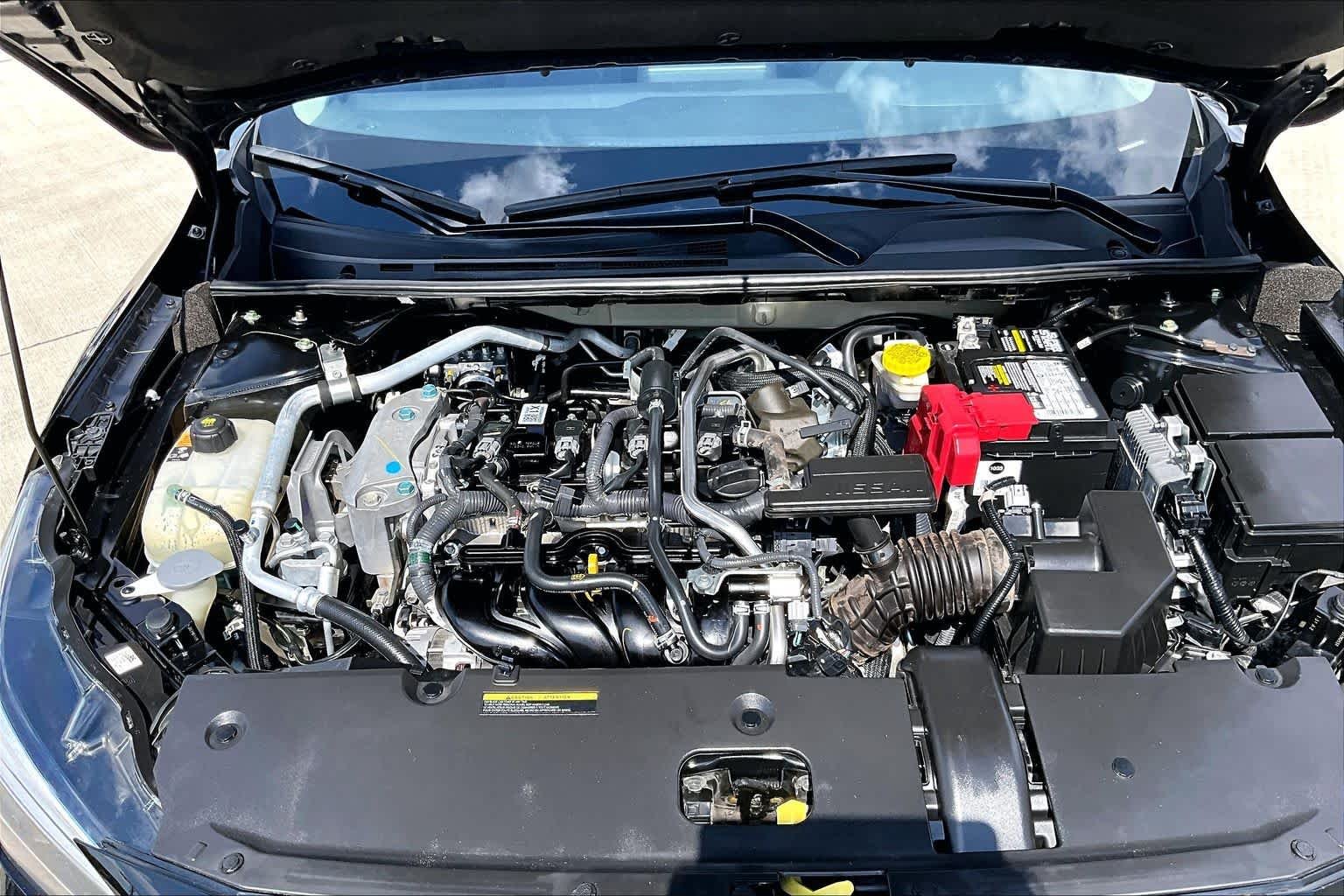 Used 2022 Super Black Nissan SR image 28