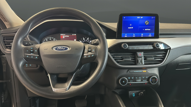 Used 2020 Magnetic Metallic Ford SE image 11