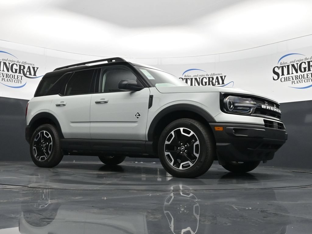 Used 2023 Gray Ford Outer Banks image 26