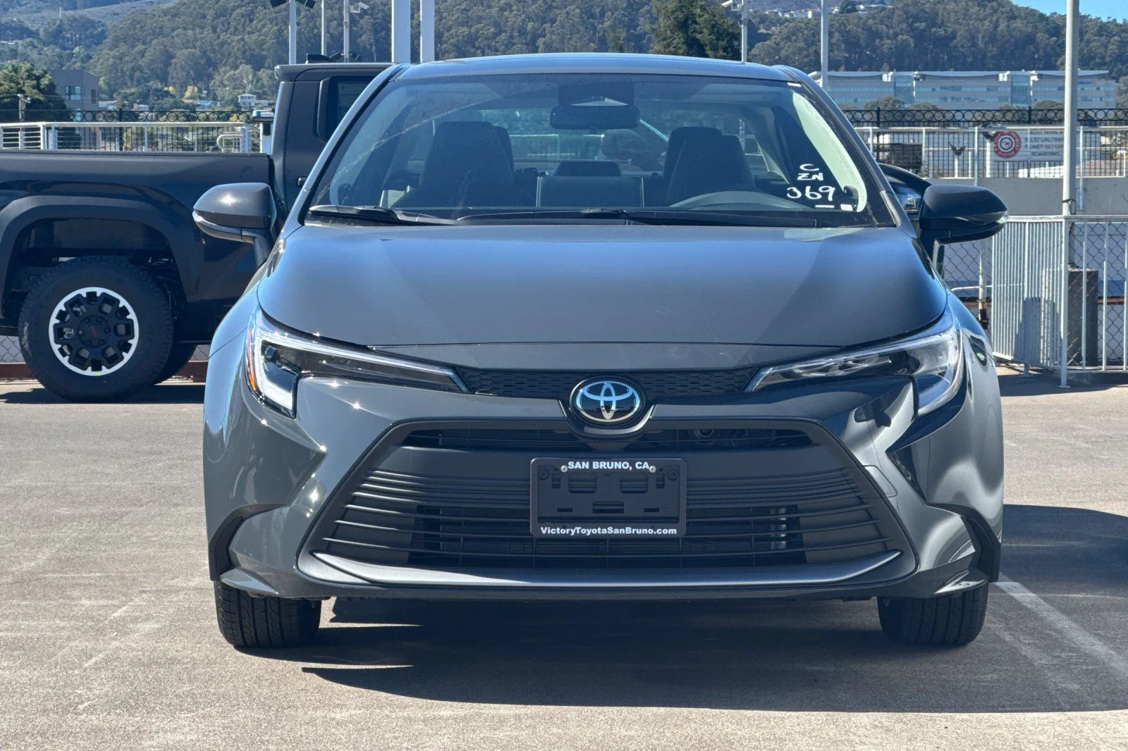 New 2026  Toyota XLE image 3