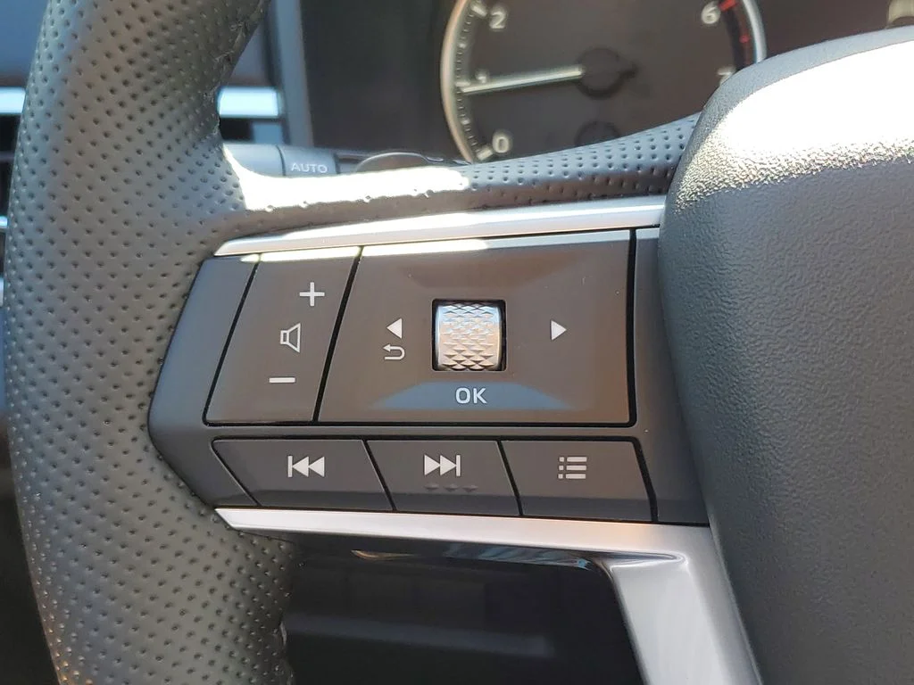 New 2026 White Mitsubishi Trail Edition image 25