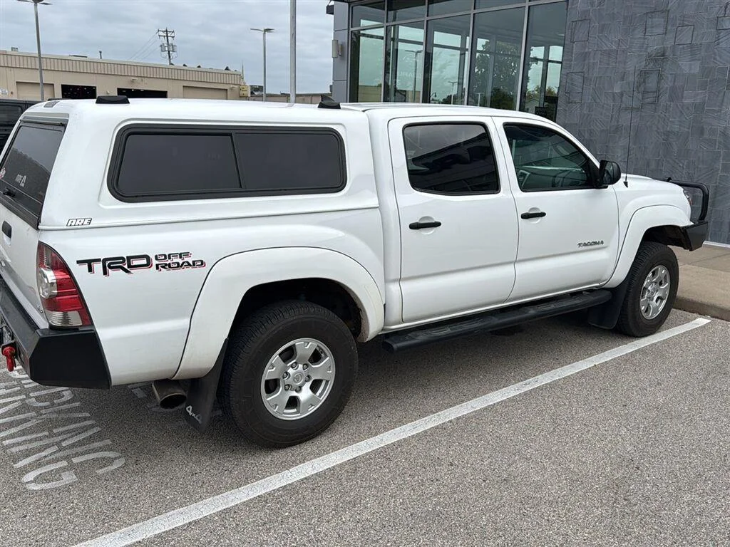 Used 2015 Super White Toyota TRD Pro image 16