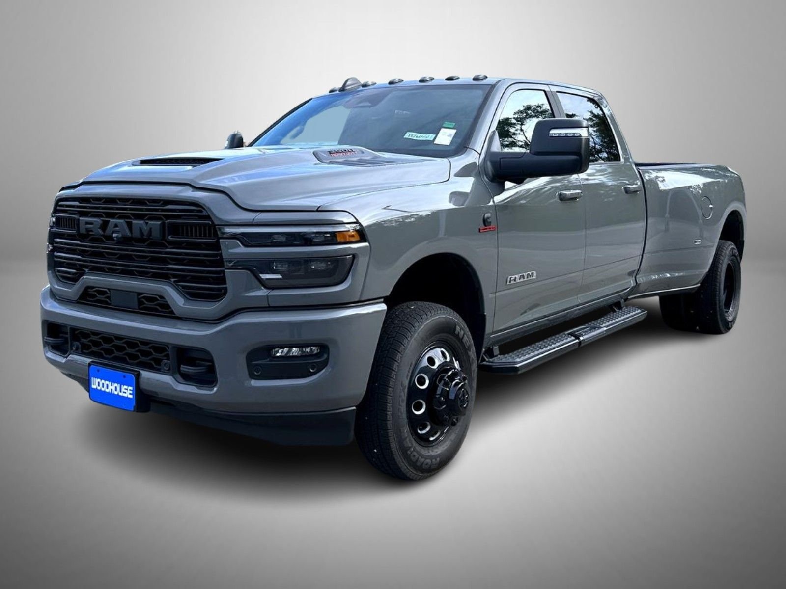 New 2026 Ceramic Gray Clear-Coat Exterior Paint RAM Laramie image 1