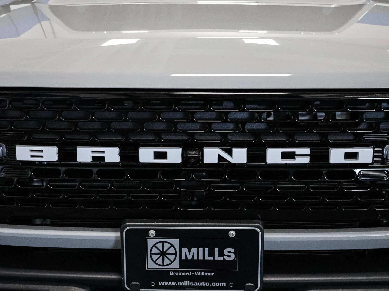 New 2026 Avalanche Gray Ford Badlands® image 13