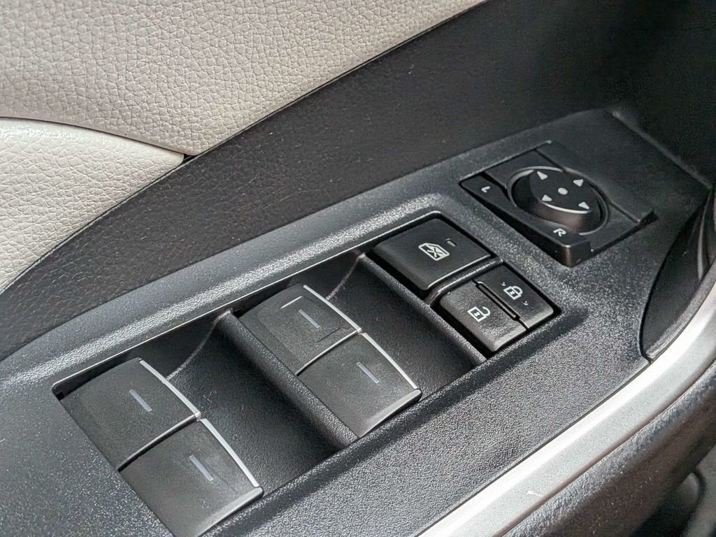 Used 2022 Black Toyota XLE image 33