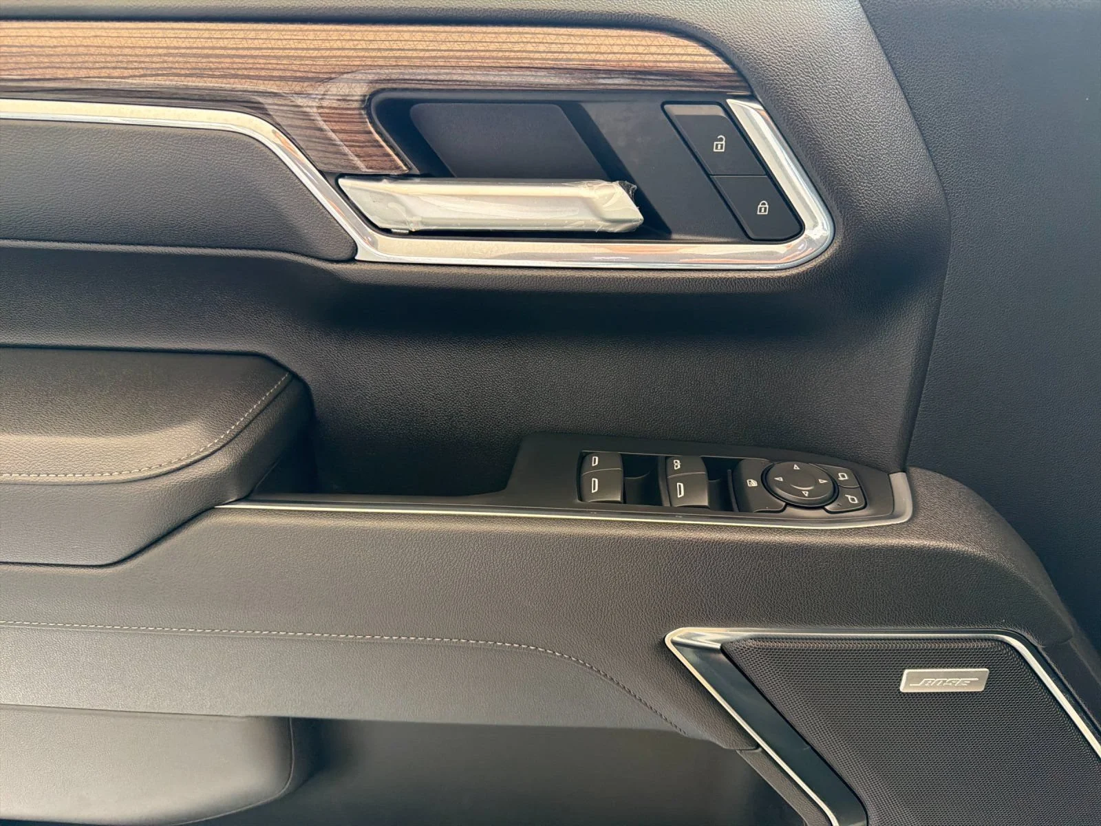 2026 Chevrolet Silverado 1500 LT Trail Boss - Photo 10