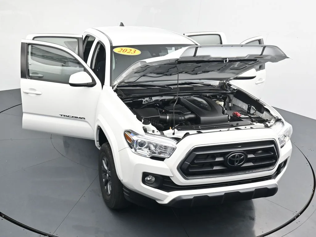Used 2023 White Toyota SR5 image 35