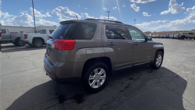 Used 2011 Mocha Steel Metallic GMC SLE-2 image 8