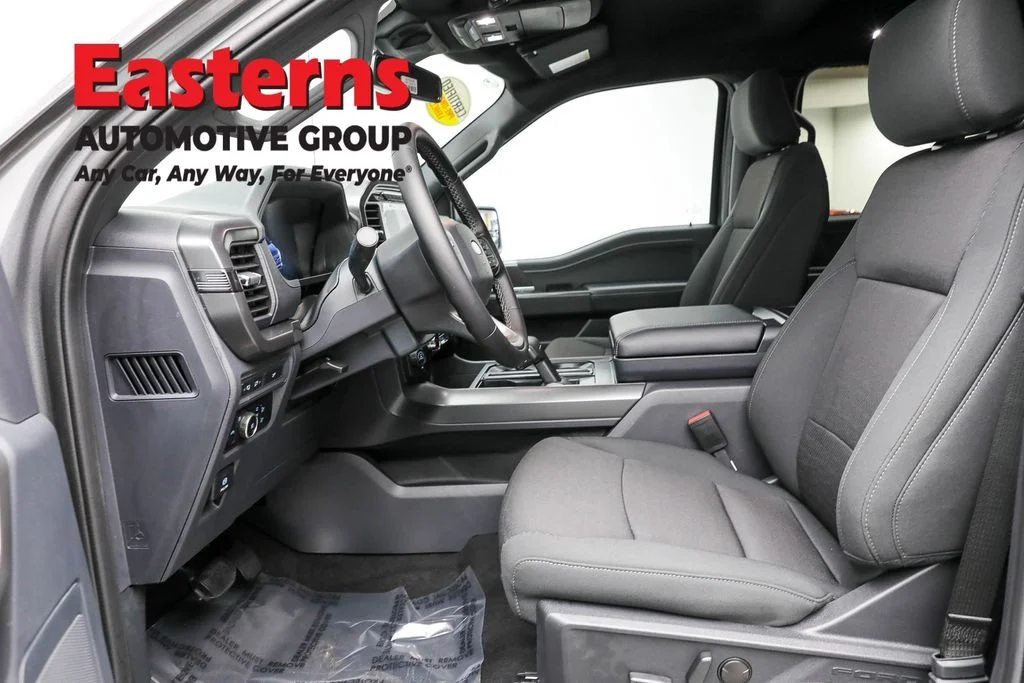 Used 2024 Gray Ford XLT image 14