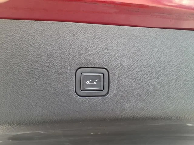 Used 2020 CAJUN RED TINTCOAT Chevrolet LT Leather image 12