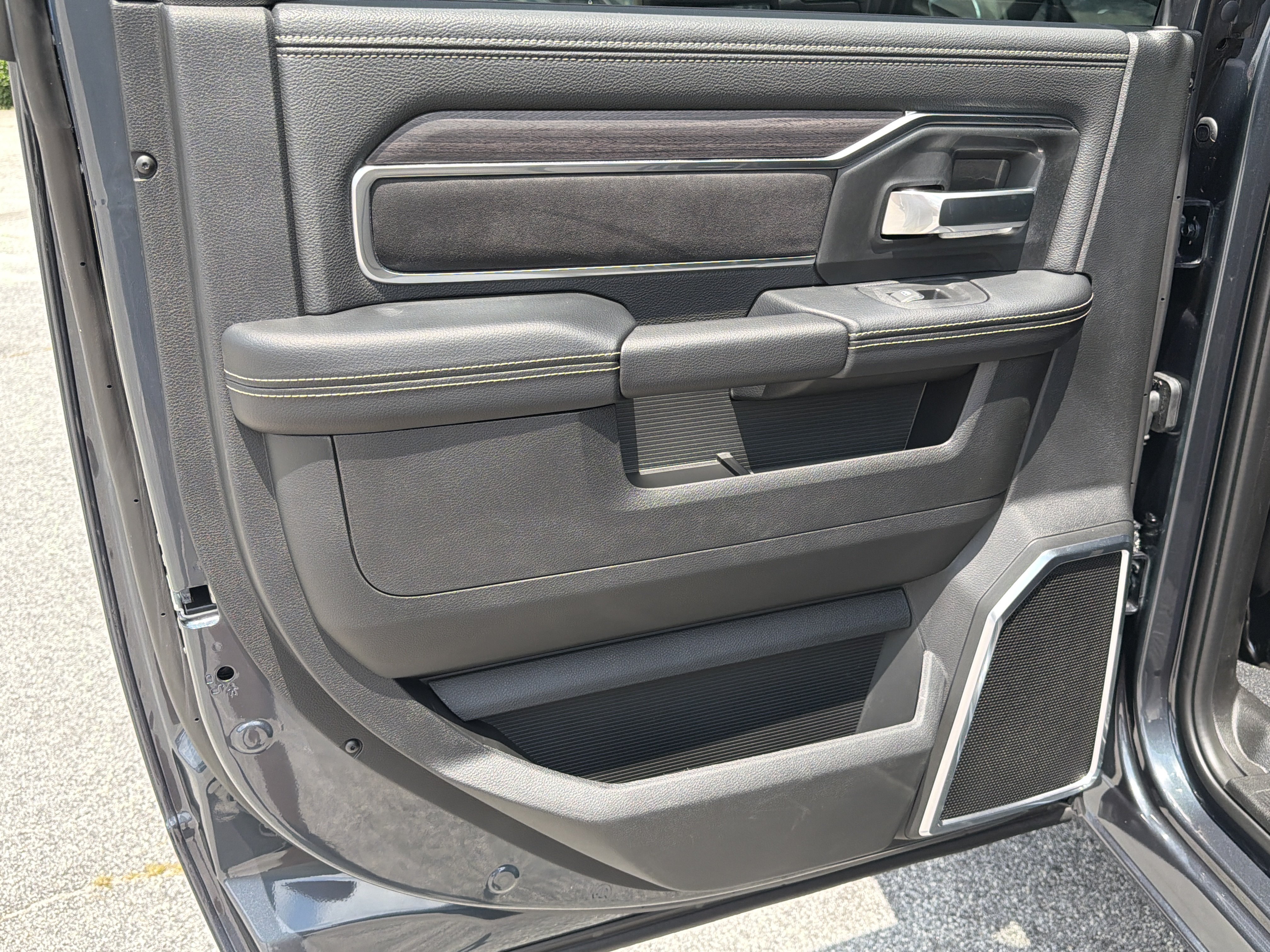 New 2026 Forged Blue Metallic Exterior Paint RAM Laramie image 22