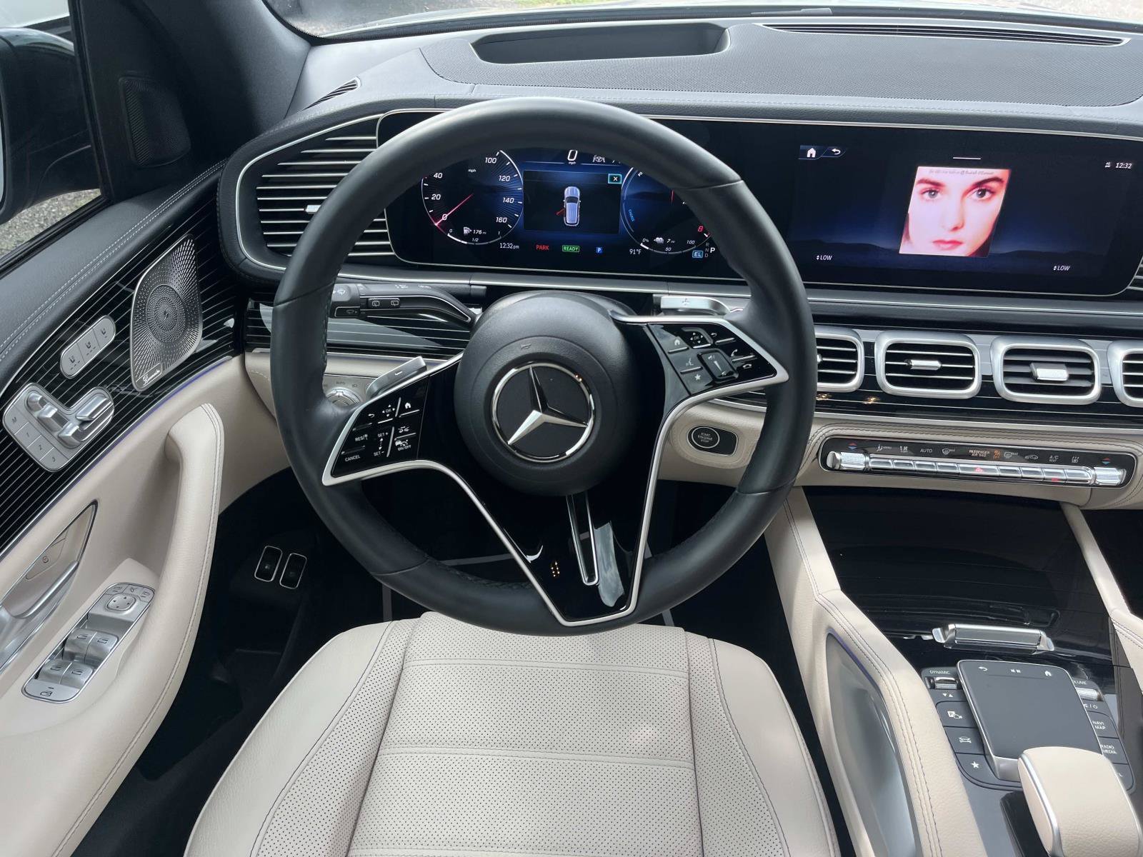 Certified Used 2024 MANUFAKTUR Alpine Gray Mercedes-Benz GLE 450e image 14
