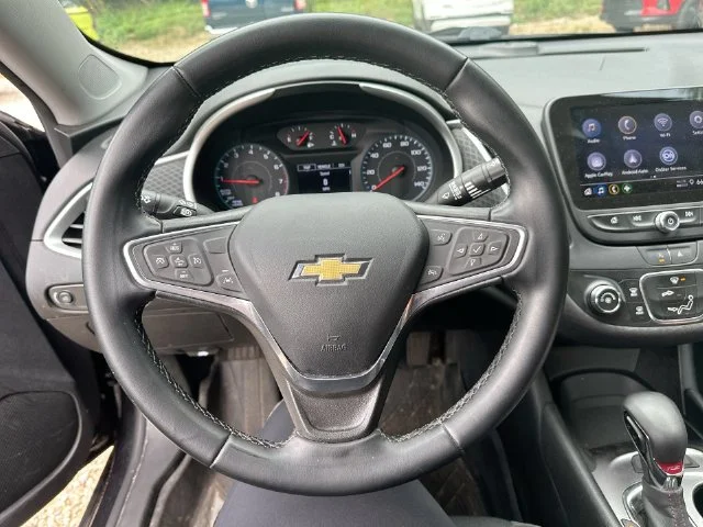 Used 2023 Gray Chevrolet RS image 22