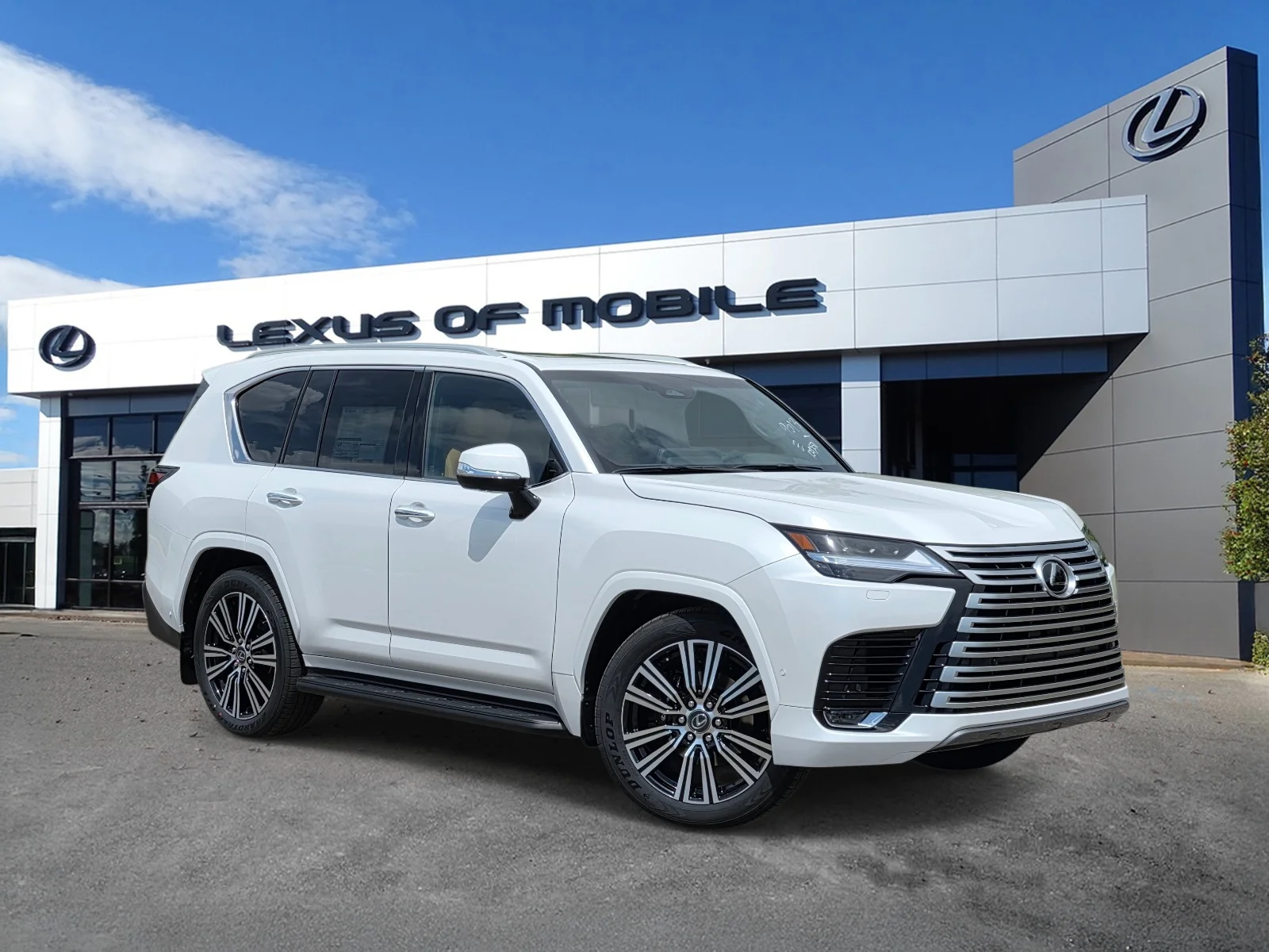 2026 Lexus LX 600 700h Luxury's photo