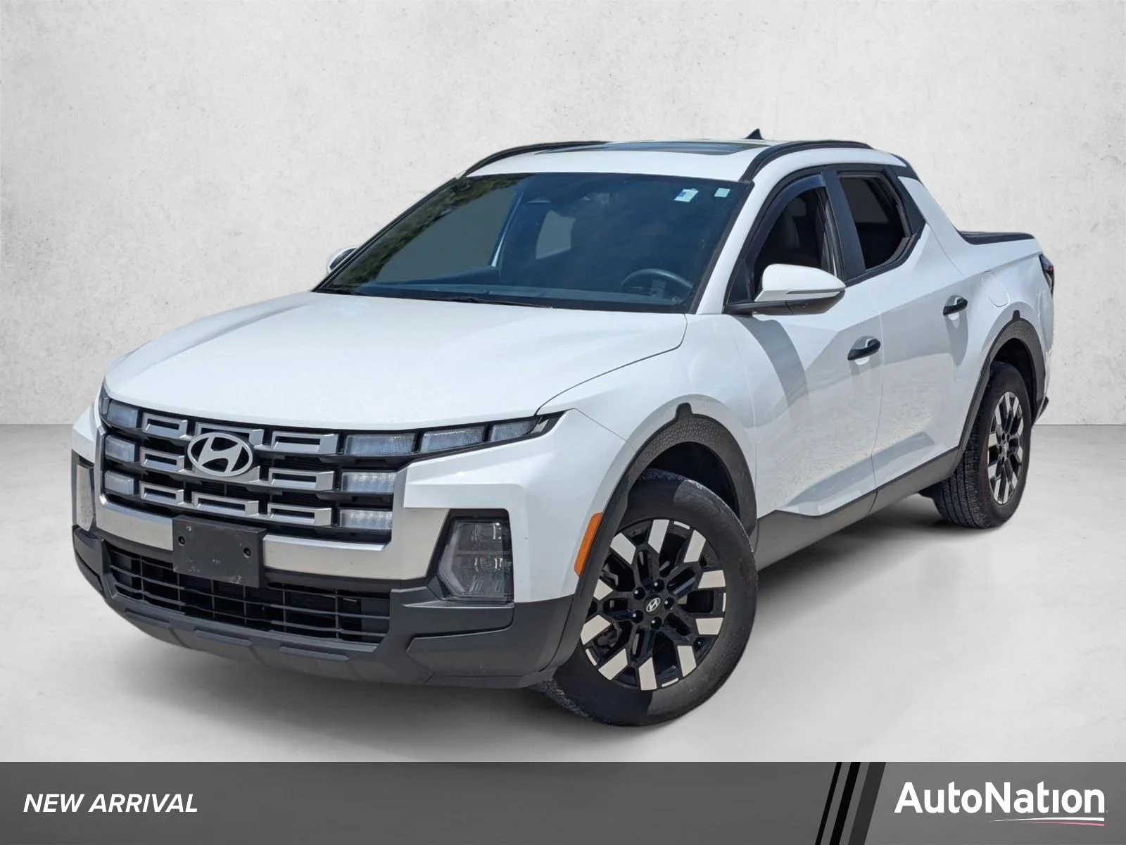 Used 2025 Atlas White Hyundai SEL Activity image 1