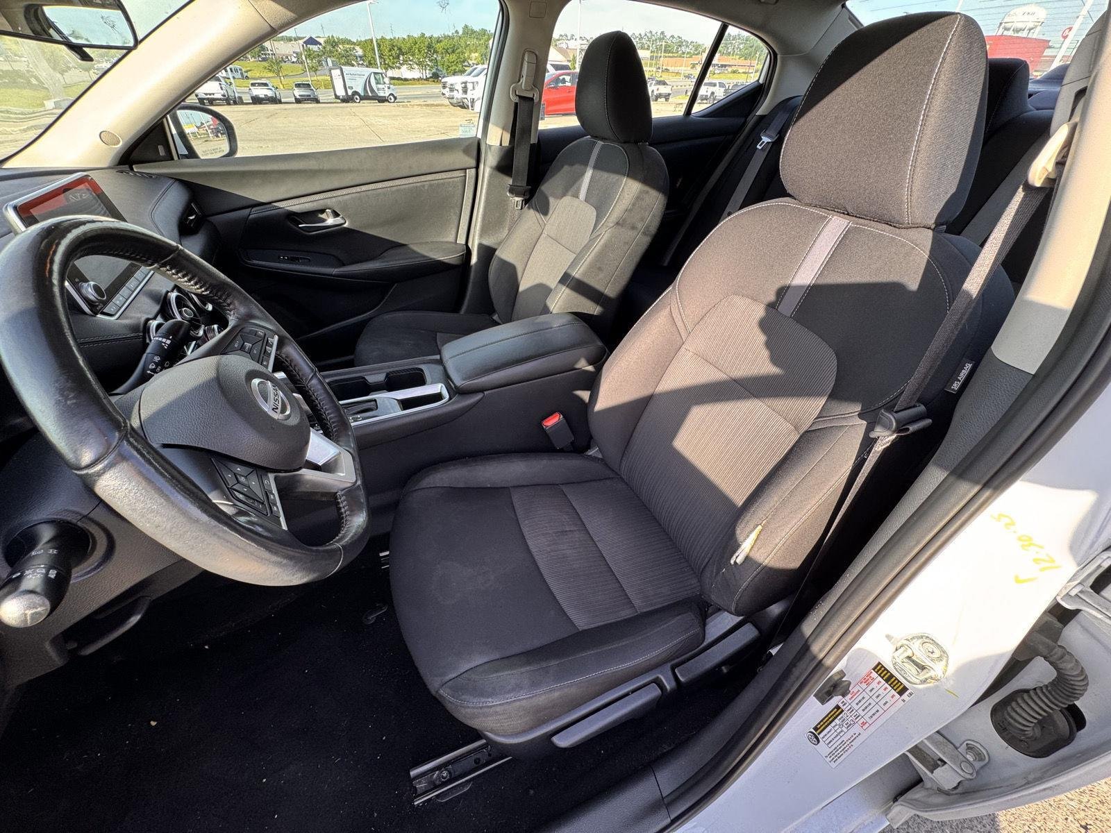 2023 Nissan Sentra SV - Photo 6