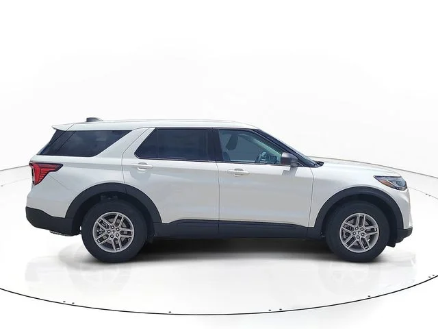 New 2026 White Metallic Ford Active image 4
