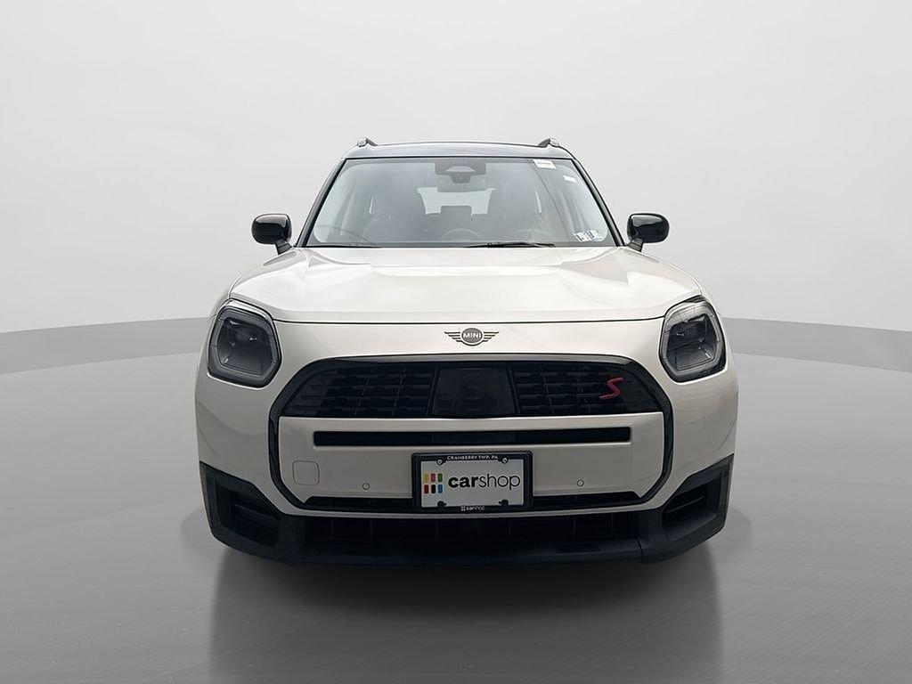 Used 2025 White Metallic MINI  image 8