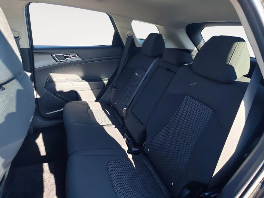 Used 2023 Black Kia LX image 13