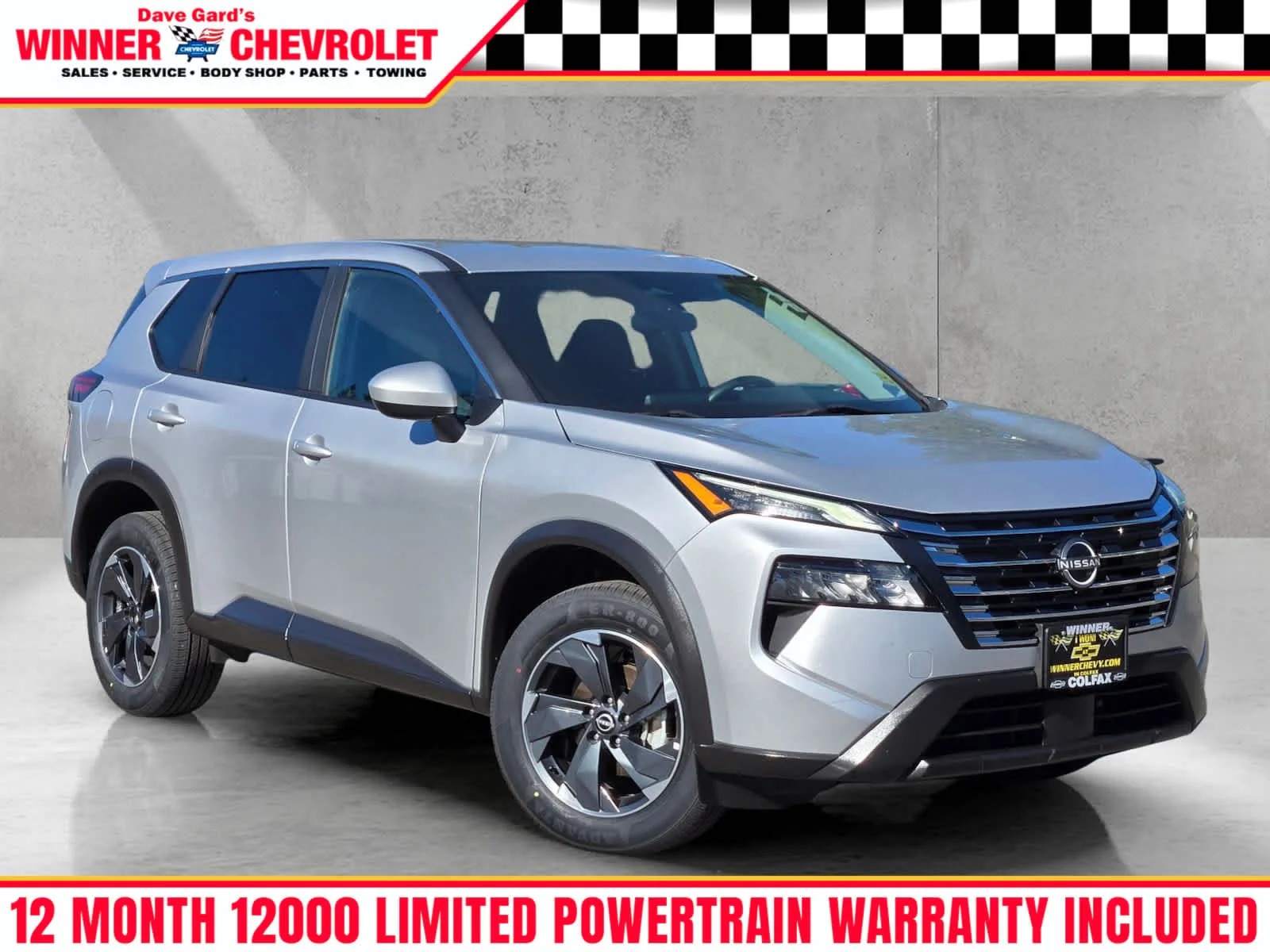 Used 2024  Nissan SV image 1