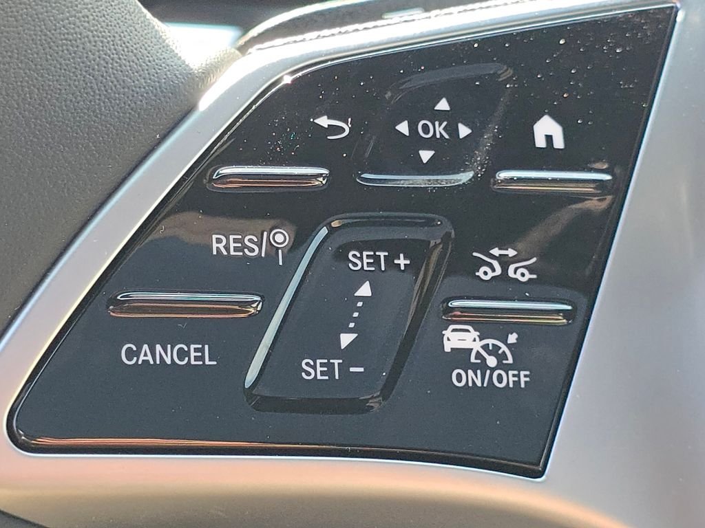 New 2026 Starling Blue Metallic Mercedes-Benz GLB 250 image 35