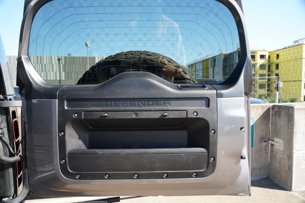Used 2023  Land Rover S image 34