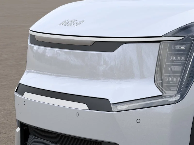 New 2026 Glacial White Pearl Kia Wind image 12