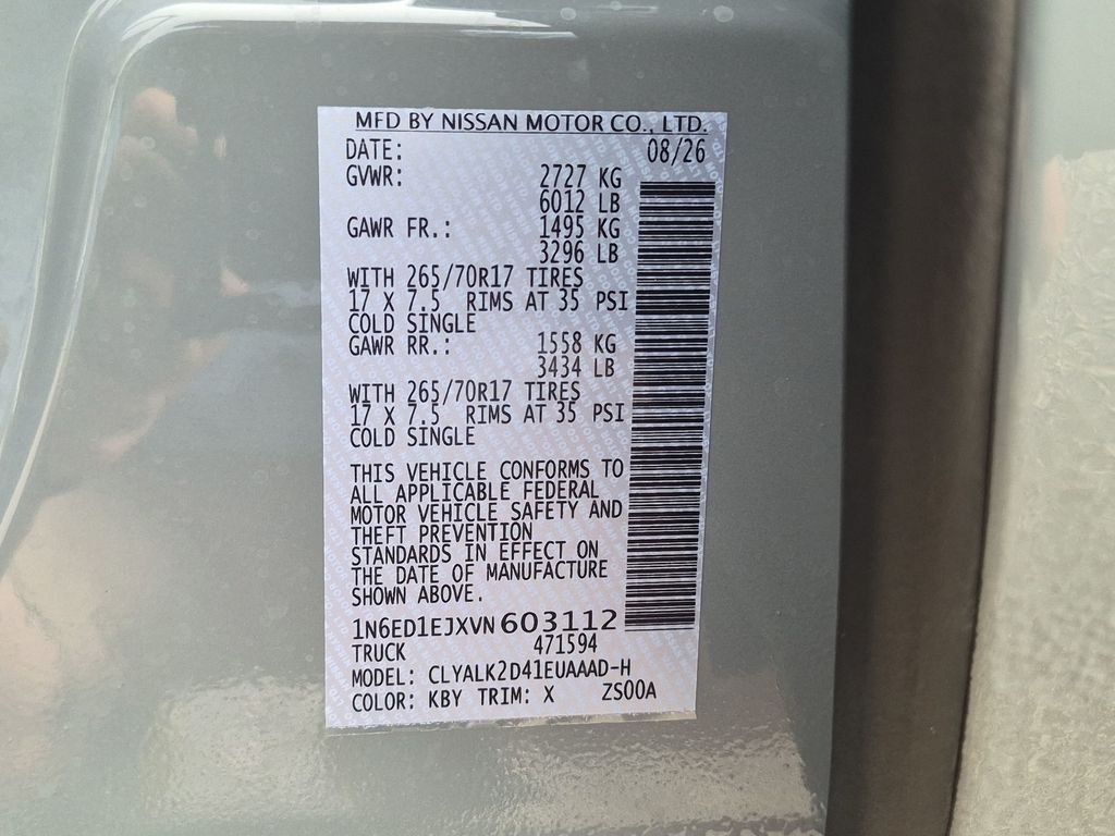 New 2027 Boulder Gray Pearl Nissan Crew Cab PRO-X® image 31