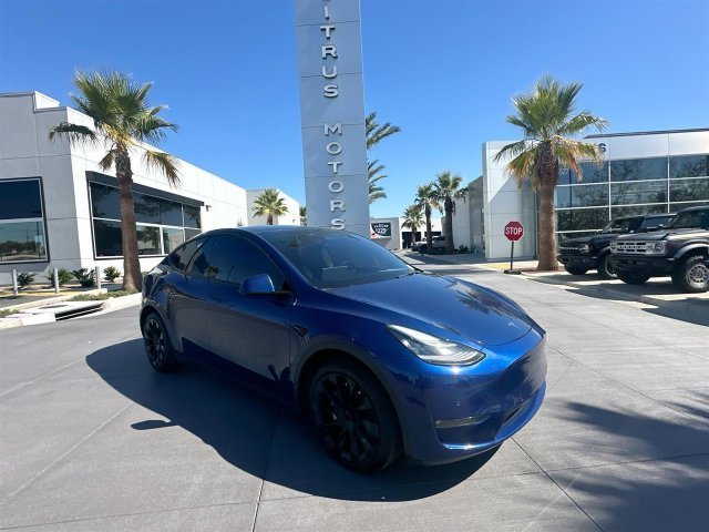 Used 2021 Blue Tesla Standard Range image 1