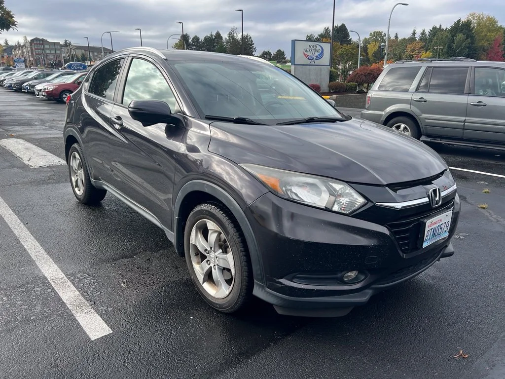 Used 2017 Mulberry Metallic Honda EX-L image 3